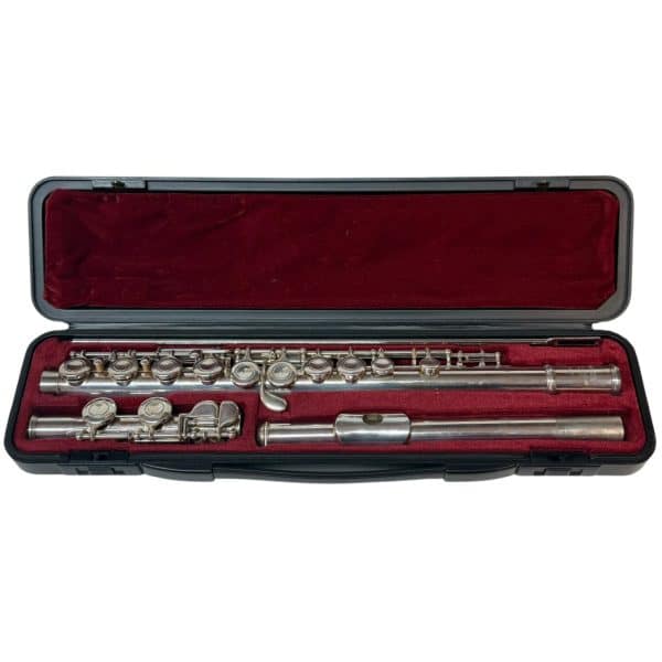 Second Hand Yamaha 211S Flute in case